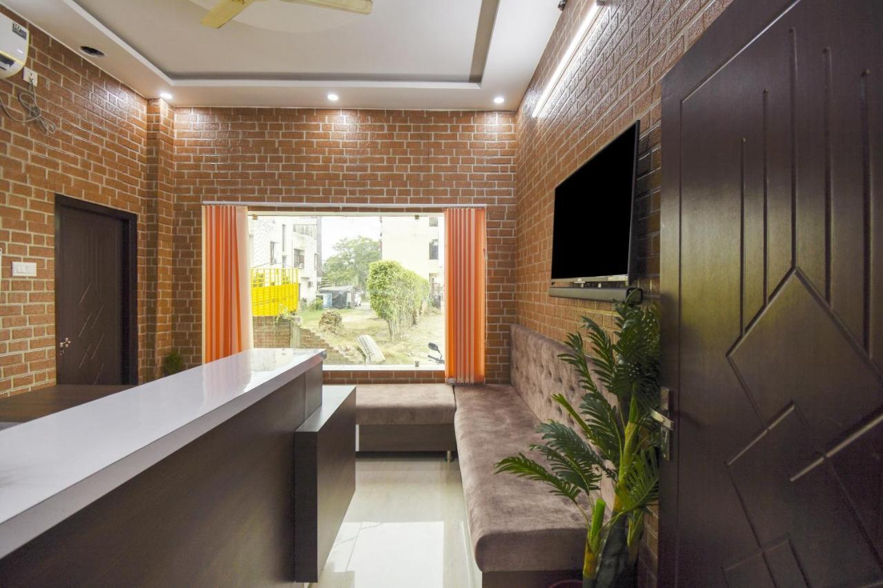 Flagship 75751 Hotel Surya Bahadrabad Exterior photo